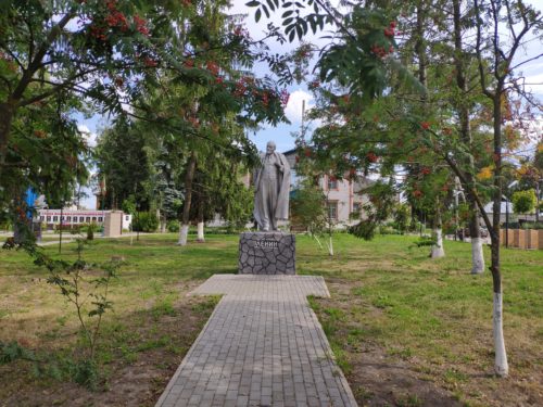Памятник Ленину Погар