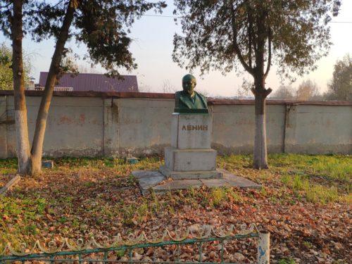 Неизвестный памятник Ленину в Клинцах