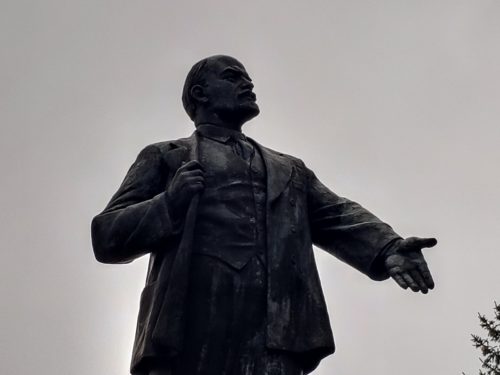 Памятник Ленину в Почепе