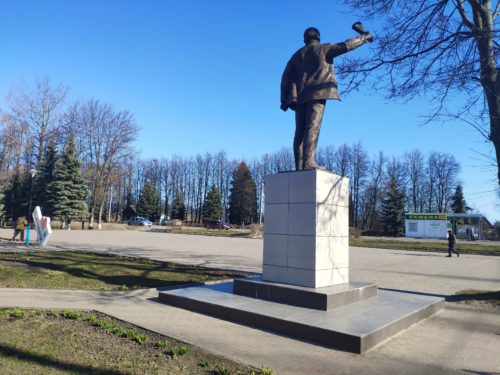 Памятник Ленину Выгоничи Брянская Область