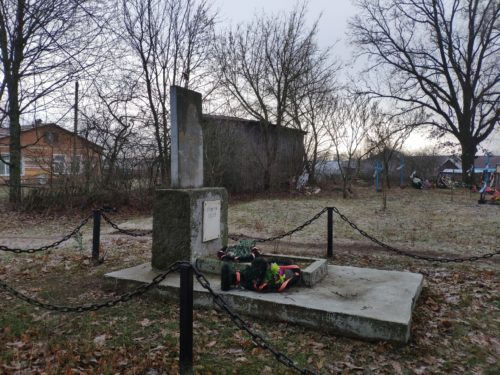 Памятник Мемориал Неизвестному солдату в Смотровой Буде Клинцовского Района