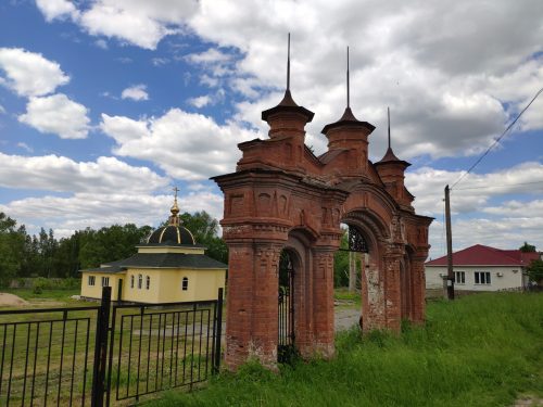 Церковь Михаила Архангела в городе Злынка