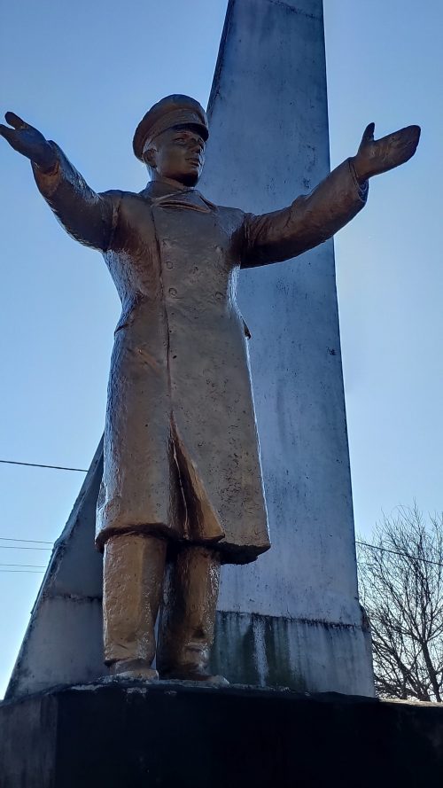 Памятник Гагарину Брянская область Клинцовский район село Ущерпье