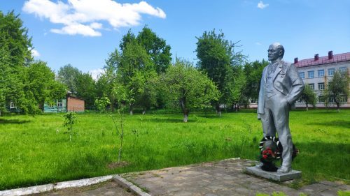 Памятник Ленину в Гордеевке