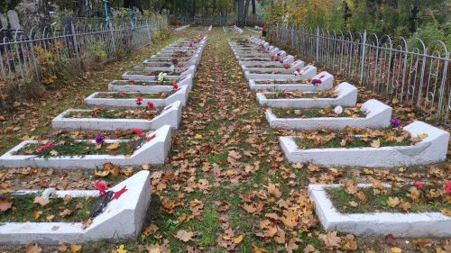 Воинское кладбище 92 советских воинов. Новозыбков.