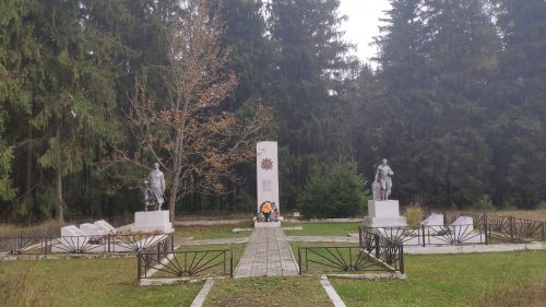 Кладбище жертв фашизма. Мемориал. Клетня.