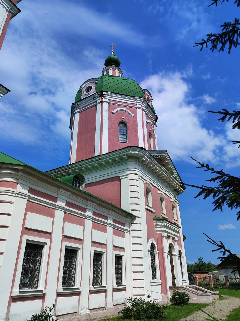 Успенская церковь фото