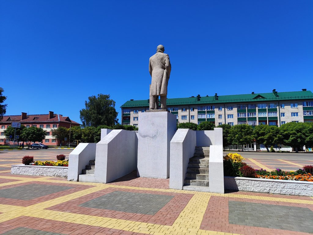 Хотимск памятник Ленину 7