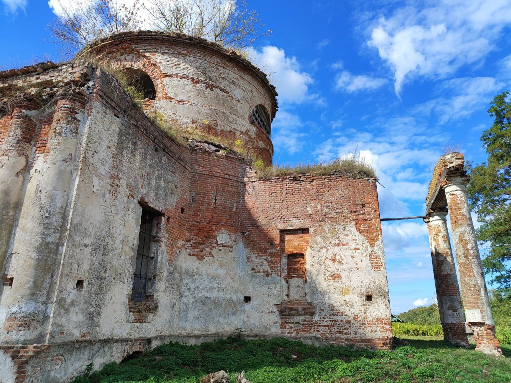 Церковь Покрова Пресвятой Богородицы. Гордеевский район . Село Кузнецы фото 27