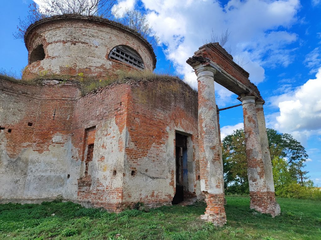 Церковь Покрова Пресвятой Богородицы. Гордеевский район . Село Кузнецы фото 29