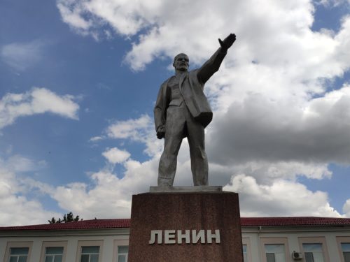 Памятник Ленину в Стародубе.