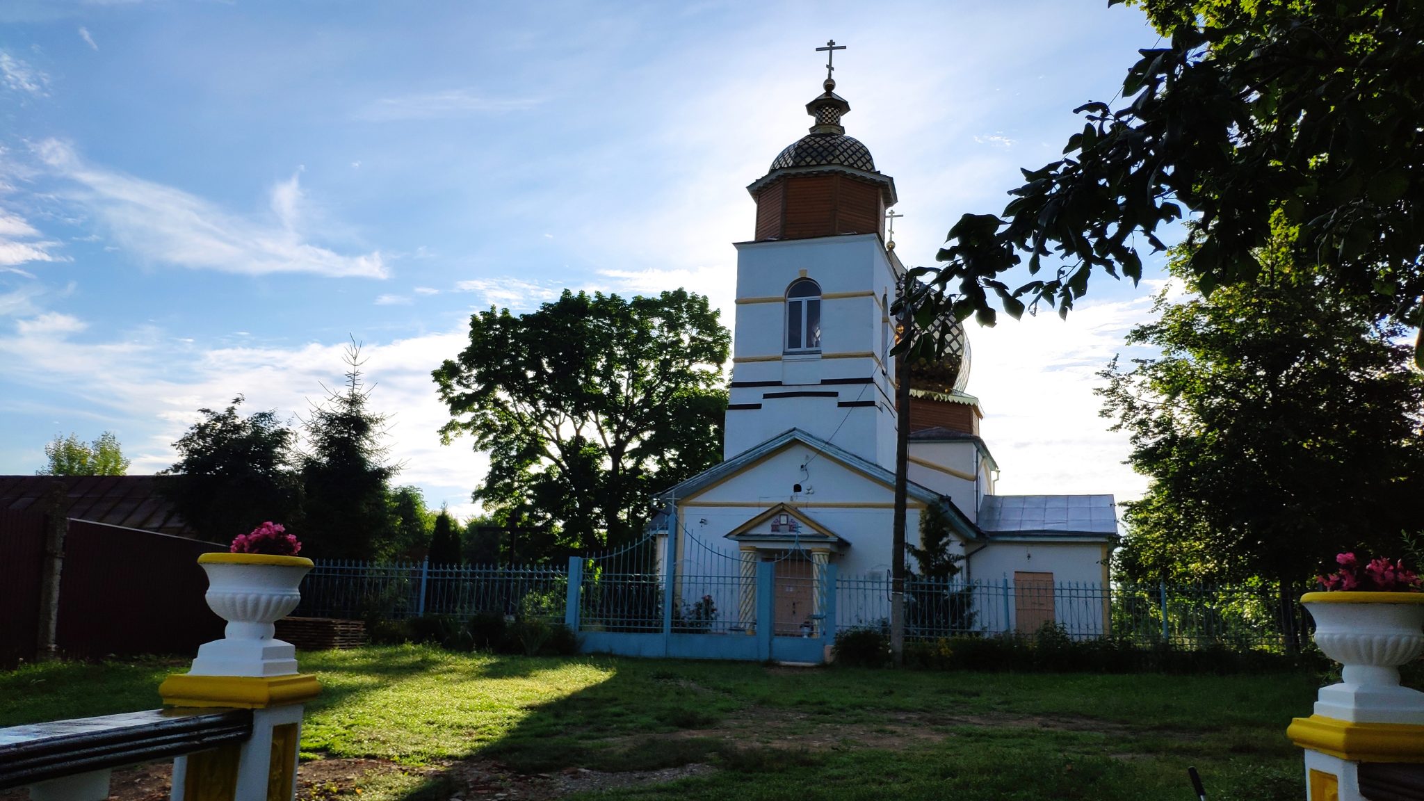 Храм ардон