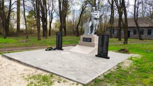 Мемориал Братская могила Перетин