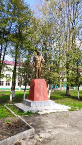 Скульптура Ленина Гордеевский район