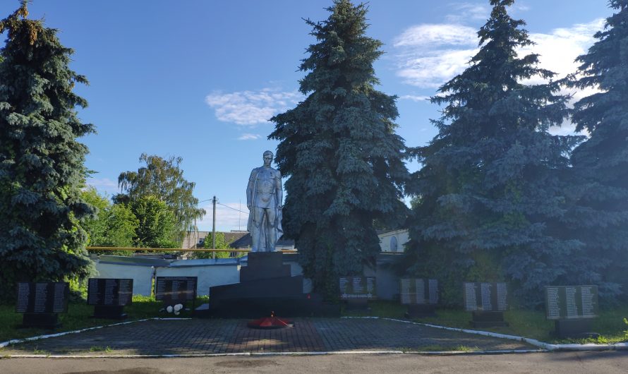 Памятник Воинам-Освободителям. Жирятино.