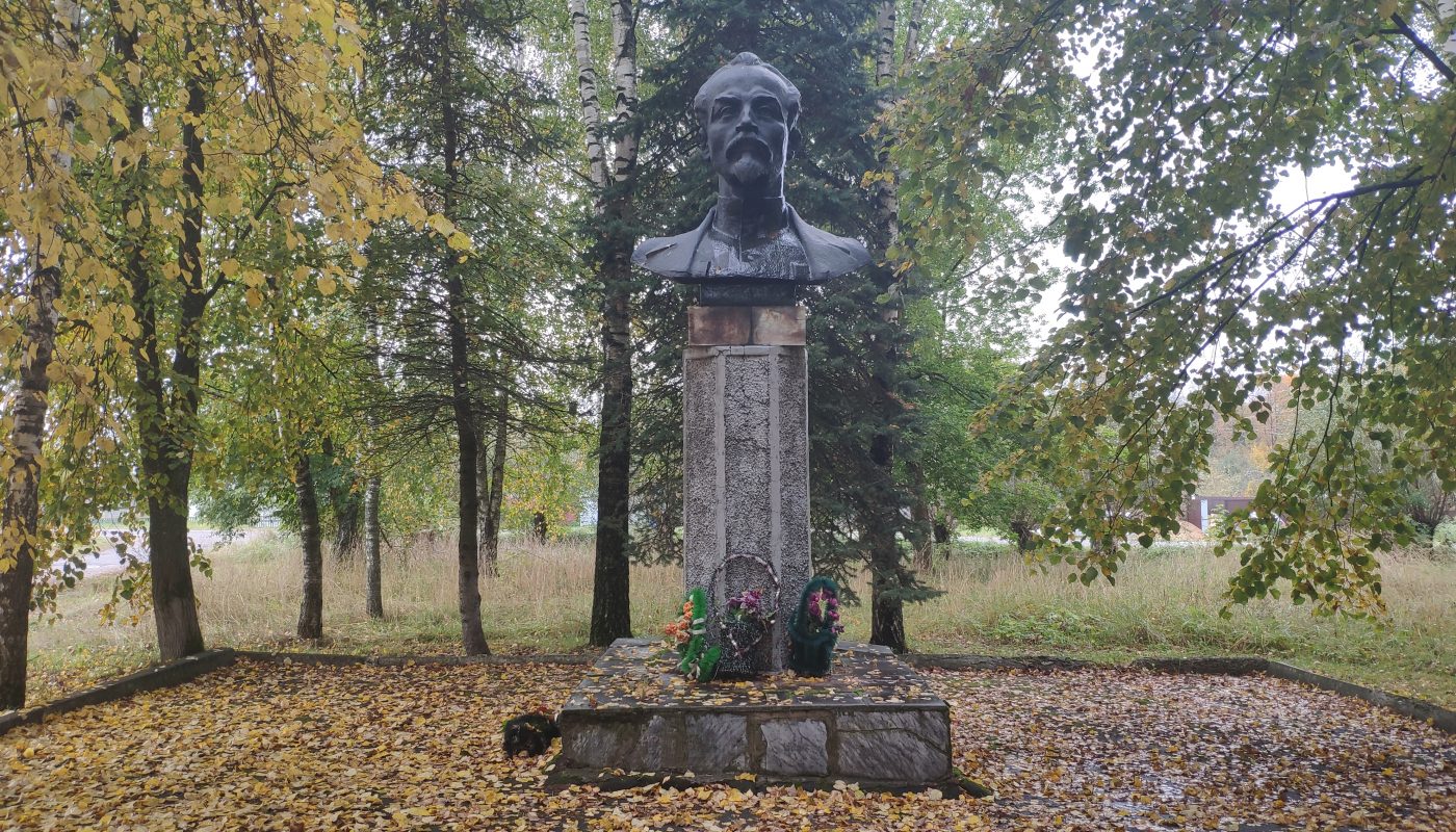 памятник Ф.Э. Дзержинскому