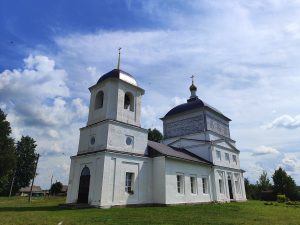 Церковь Михаила Архангела. Лутна. храм Брянской области