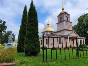 Церковь Василия Великого. Уношево. мемориал памятник
