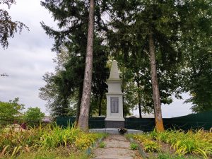 Памятник Воинам-Землякам погибшим в годы Великой Отечественной Войны. Творишино как выглядит