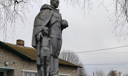 Памятник Землякам погибшим в боях за Родину. Деминка. фото 5