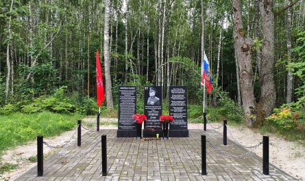 Денис Буянов полковник СВО памятник Клинцы Речечка 2